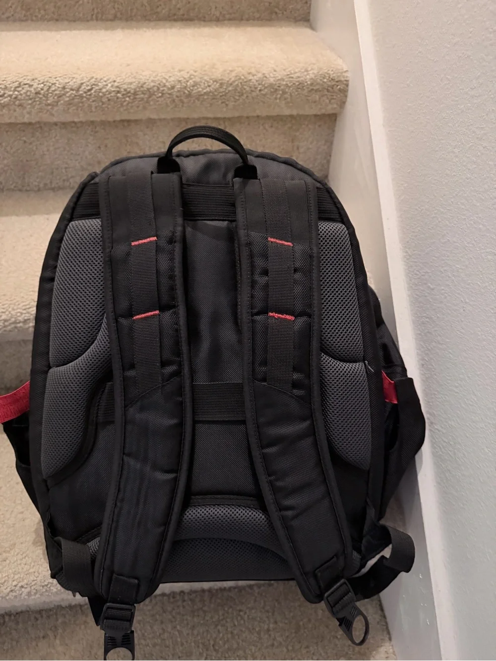 Samsonite unisex Tectonic Black and Red Travel Backpack - Durable Everyday Bag